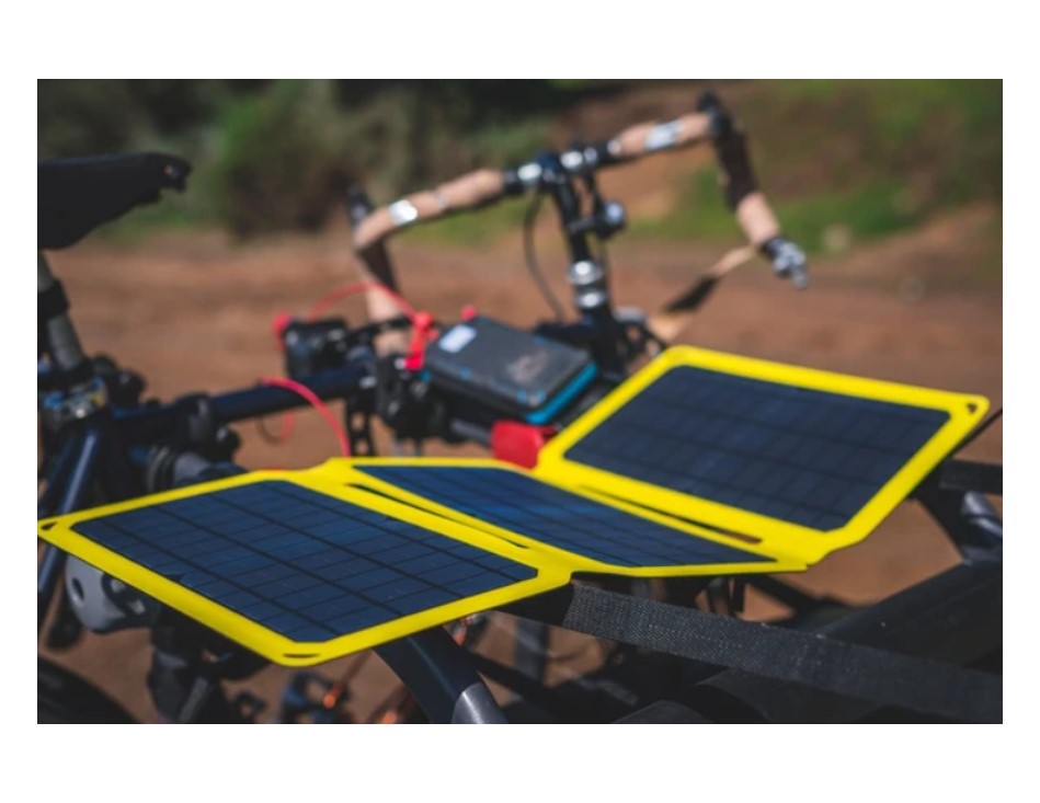 SunJack 25W Portable Solar Charger + 2 Powerbanks