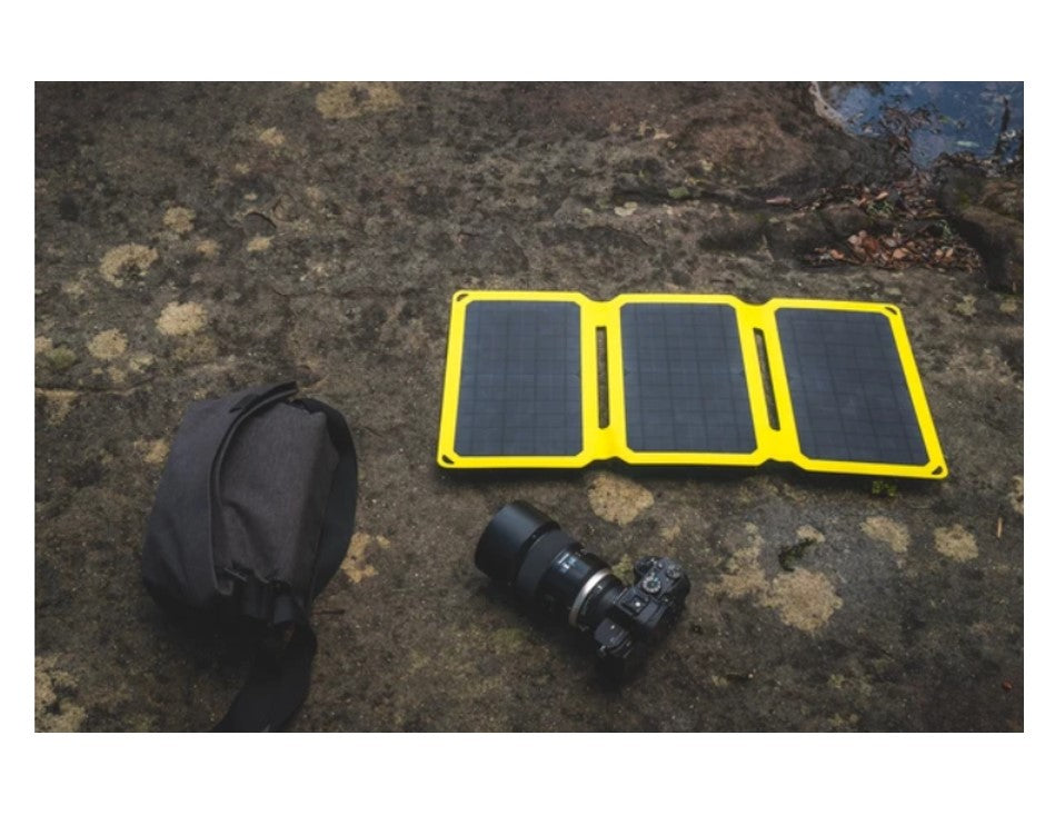 SunJack 25W Portable Solar Charger + 2 Powerbanks